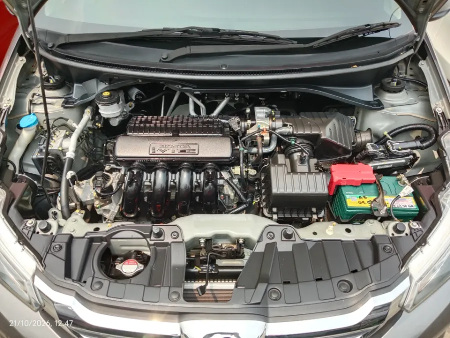 Foto Mobil Bekas Mesin Honda Mobilio 1.5 E tahun 2020