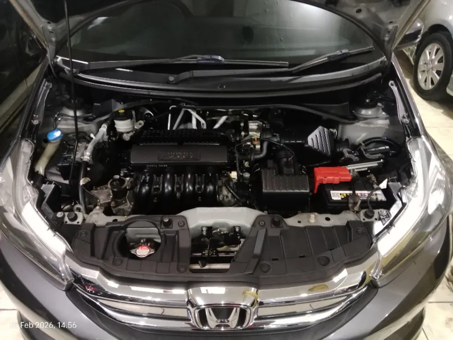 Foto Mobil Bekas Mesin Honda Mobilio 1.5 E tahun 2021