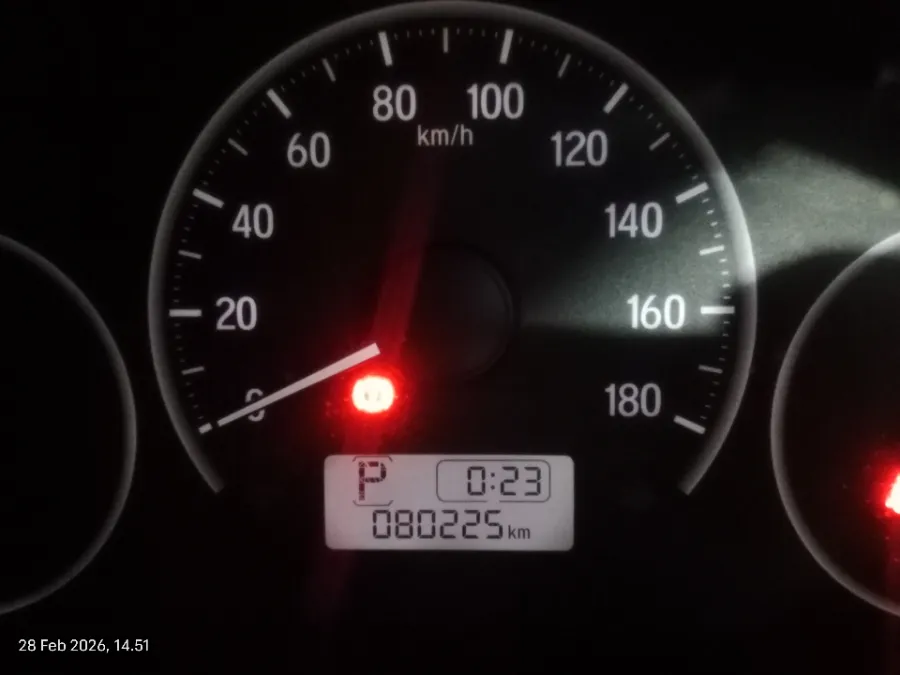 Foto Mobil Bekas Odometer Honda Mobilio 1.5 E tahun 2021