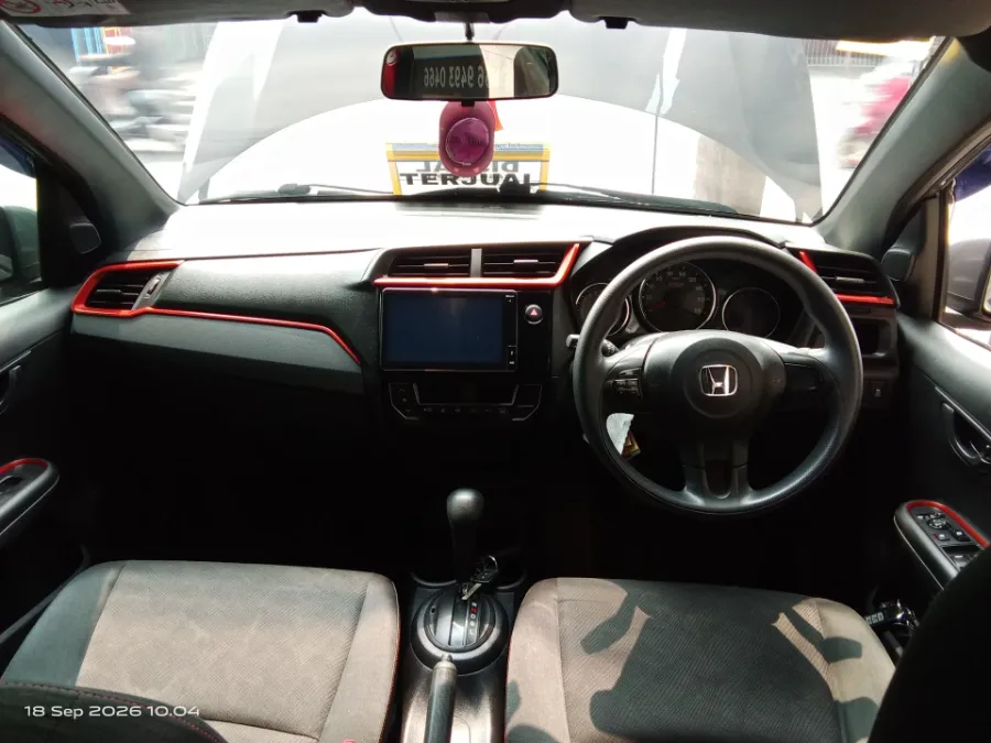 Foto Mobil Bekas Dashboard Honda Mobilio 1.5 RS tahun 2019