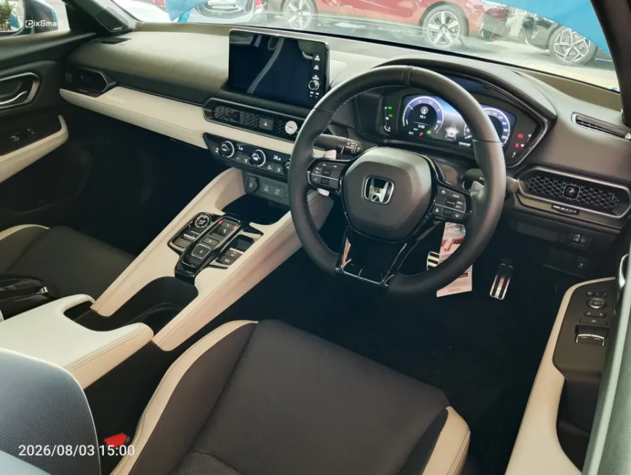 Foto Mobil Bekas Dashboard Honda Prelude 2.0 tahun 2026