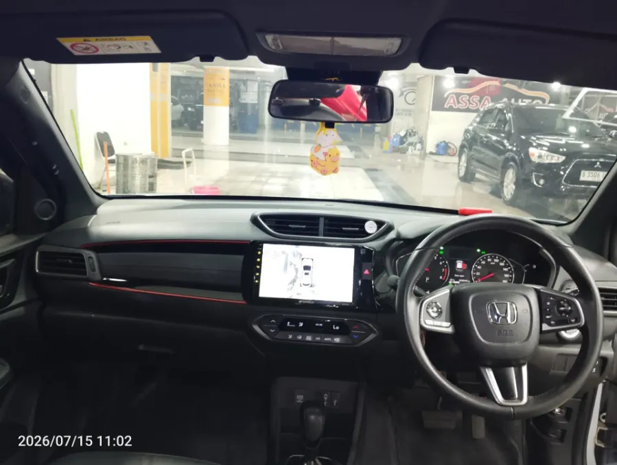 Foto Mobil Bekas Dashboard Honda WR-V 1.5 RS tahun 2023