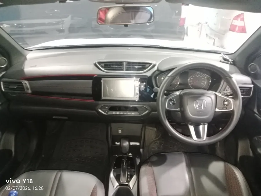 Foto Mobil Bekas Dashboard Honda WR-V 1.5 RS tahun 2023