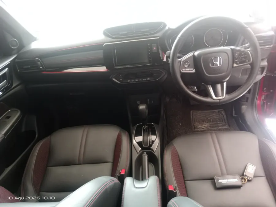 Foto Mobil Bekas Dashboard Honda WR-V 1.5 RS tahun 2023