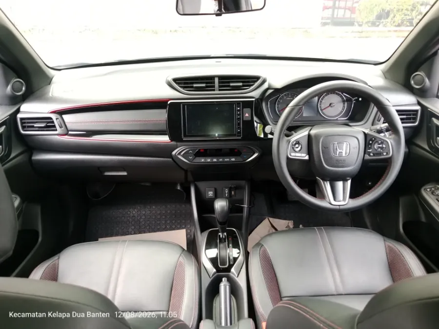 Foto Mobil Bekas Dashboard Honda WR-V 1.5 RS tahun 2023
