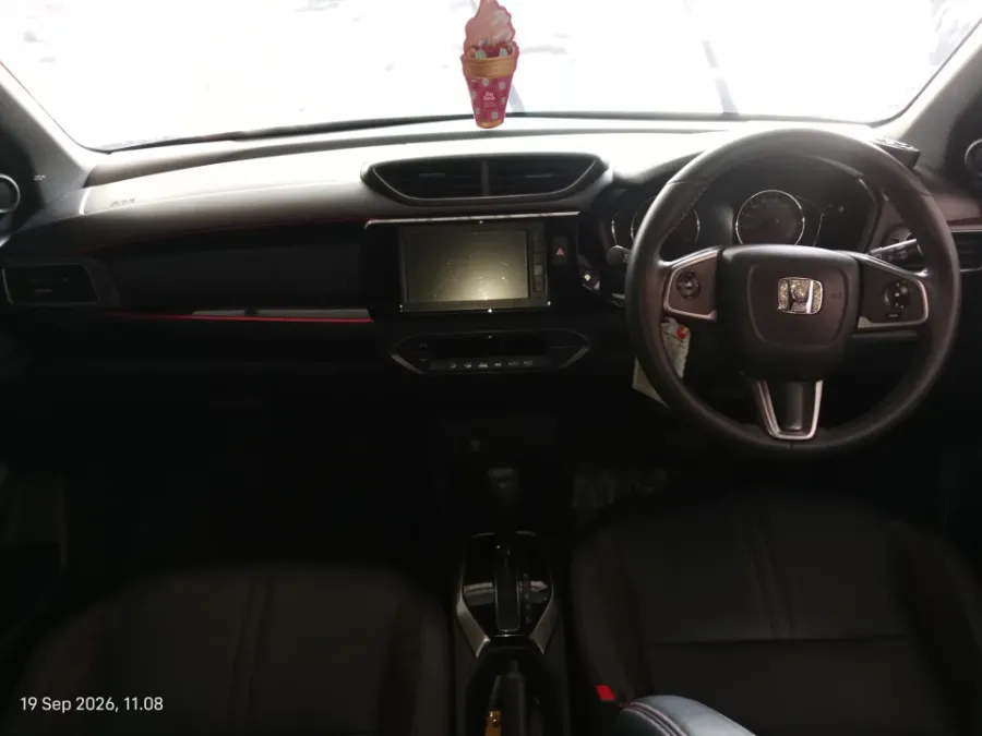 Foto Mobil Bekas Dashboard Honda WR-V 1.5 RS tahun 2023