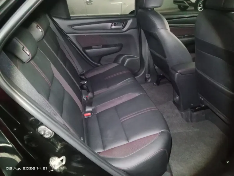 Foto Mobil Bekas Kabin Belakang Honda WR-V 1.5 RS tahun 2023