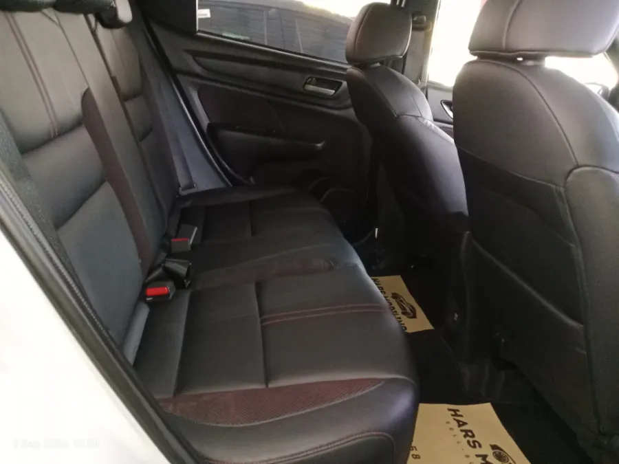 Foto Mobil Bekas Kabin Belakang Honda WR-V 1.5 RS tahun 2023