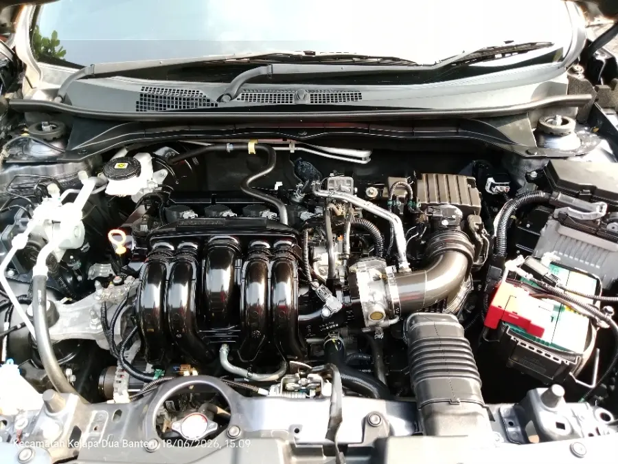 Foto Mobil Bekas Mesin Honda WR-V 1.5 RS tahun 2023
