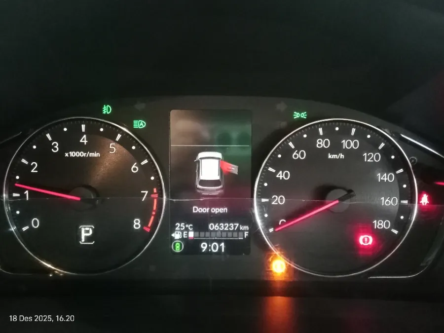 Foto Mobil Bekas Odometer Honda WR-V 1.5 RS tahun 2023