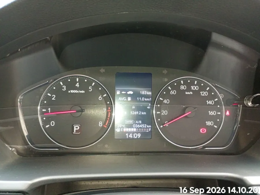 Foto Mobil Bekas Odometer Honda WR-V 1.5 RS tahun 2023