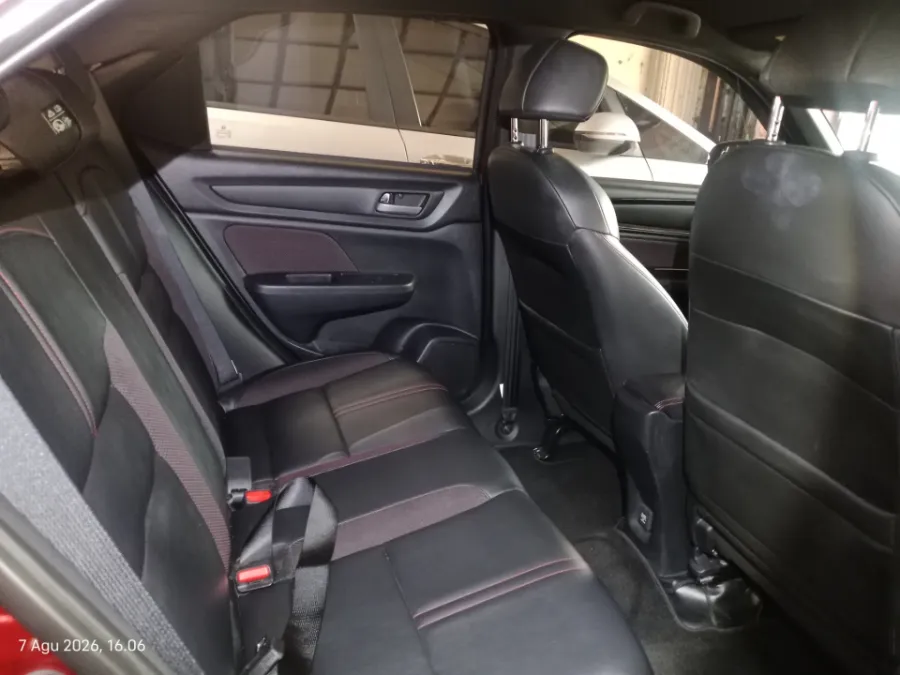 Foto Mobil Bekas Kabin Belakang Honda WR-V 1.5 RS tahun 2024