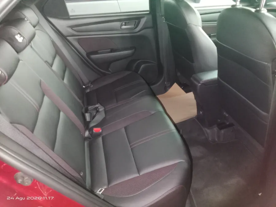 Foto Mobil Bekas Kabin Belakang Honda WR-V 1.5 RS tahun 2024