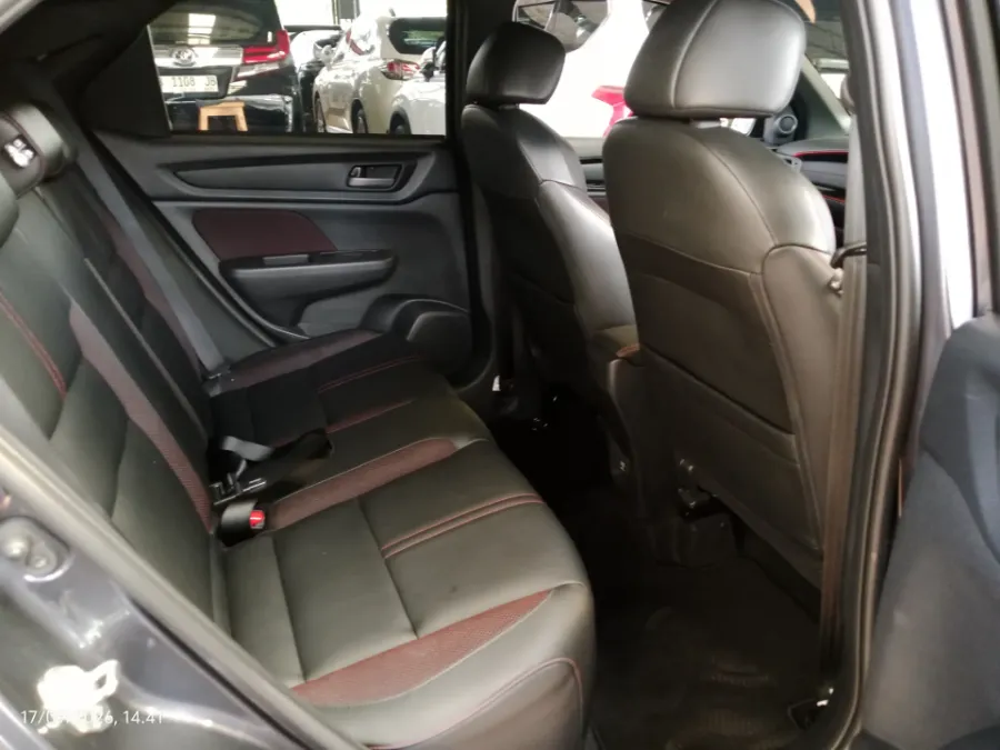 Foto Mobil Bekas Kabin Belakang Honda WR-V 1.5 RS tahun 2024
