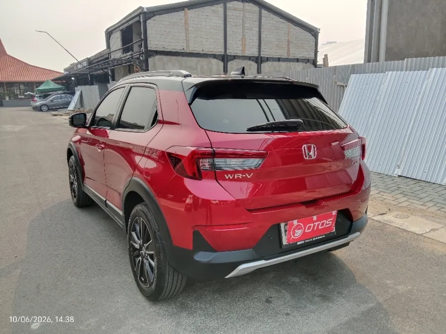 Foto Mobil Bekas Kiri Belakang Honda WR-V 1.5 RS tahun 2024
