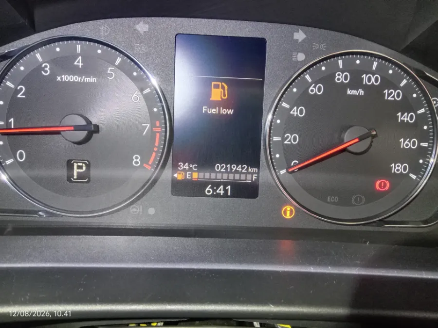 Foto Mobil Bekas Odometer Honda WR-V 1.5 RS tahun 2024