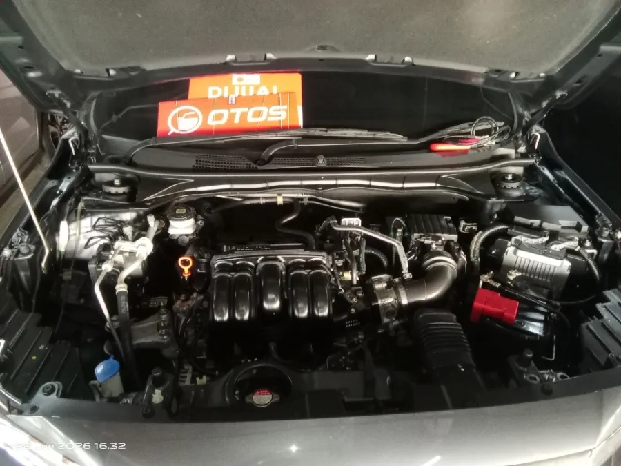 Foto Mobil Bekas Mesin Honda WR-V 1.5 RS tahun 2025