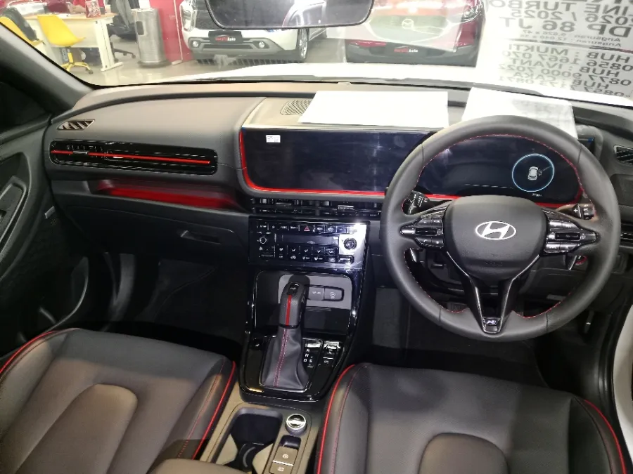 Foto Mobil Bekas Dashboard Hyundai Creta 1.5 N Line Turbo tahun 2025