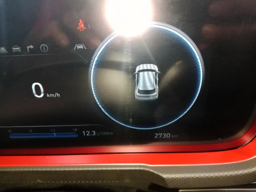 Foto Mobil Bekas Odometer Hyundai Creta 1.5 N Line Turbo tahun 2025