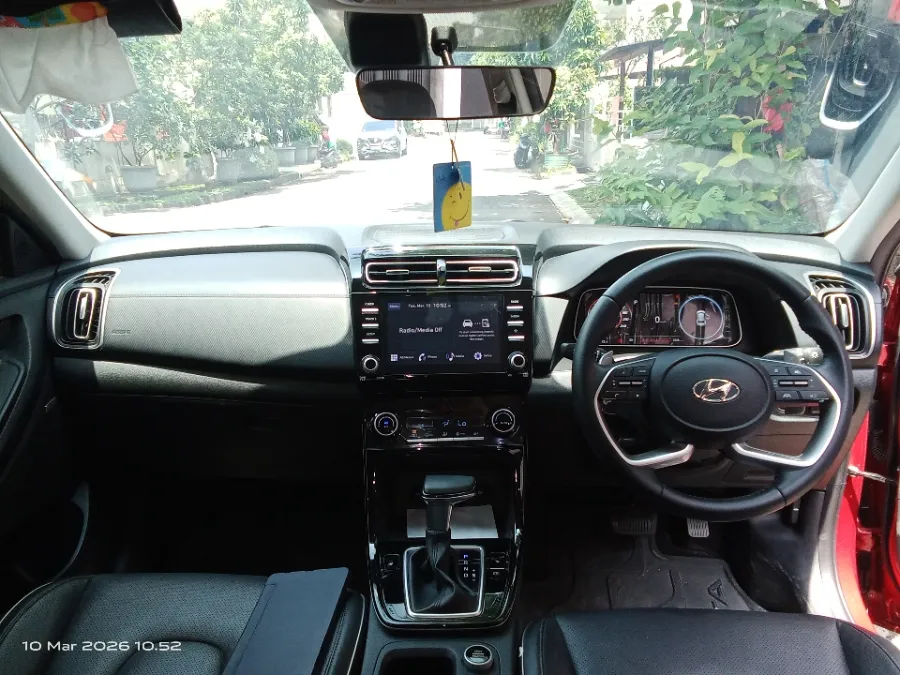 Foto Mobil Bekas Dashboard Hyundai Creta 1.5 Prime tahun 2022