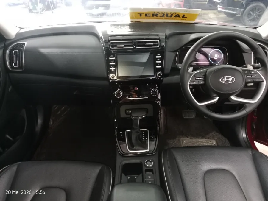 Foto Mobil Bekas Dashboard Hyundai Creta 1.5 Prime tahun 2022