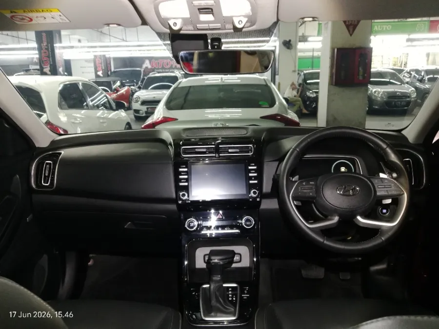 Foto Mobil Bekas Dashboard Hyundai Creta 1.5 Prime tahun 2022