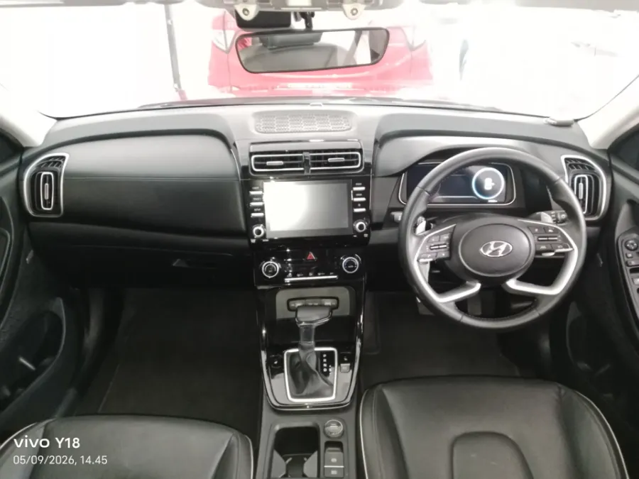Foto Mobil Bekas Dashboard Hyundai Creta 1.5 Prime tahun 2022