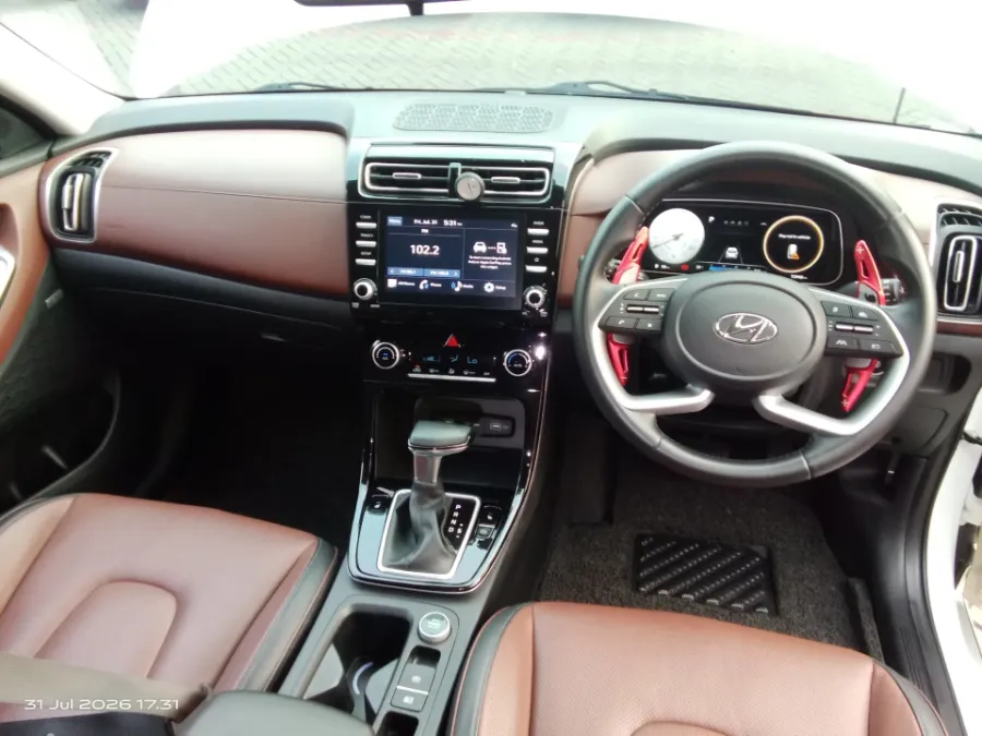 Foto Mobil Bekas Dashboard Hyundai Creta 1.5 Prime tahun 2022