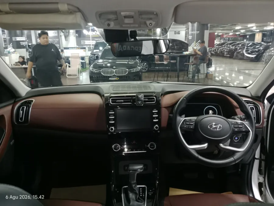 Foto Mobil Bekas Dashboard Hyundai Creta 1.5 Prime tahun 2022