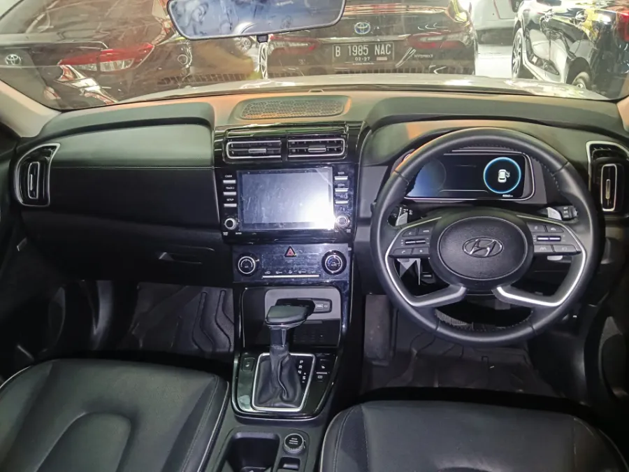 Foto Mobil Bekas Dashboard Hyundai Creta 1.5 Prime tahun 2022