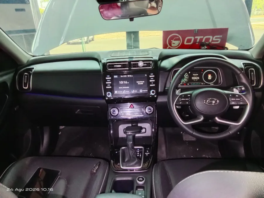 Foto Mobil Bekas Dashboard Hyundai Creta 1.5 Prime tahun 2022