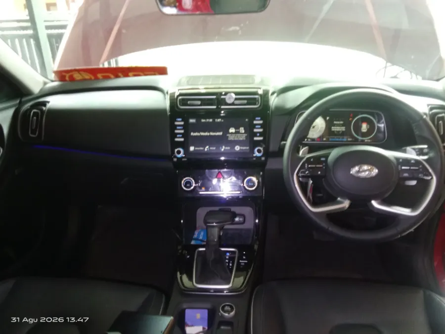 Foto Mobil Bekas Dashboard Hyundai Creta 1.5 Prime tahun 2022
