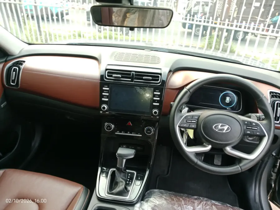 Foto Mobil Bekas Dashboard Hyundai Creta 1.5 Prime tahun 2022