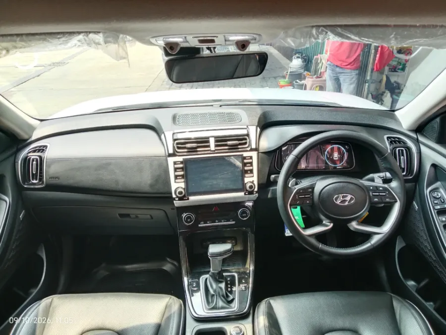 Foto Mobil Bekas Dashboard Hyundai Creta 1.5 Prime tahun 2022