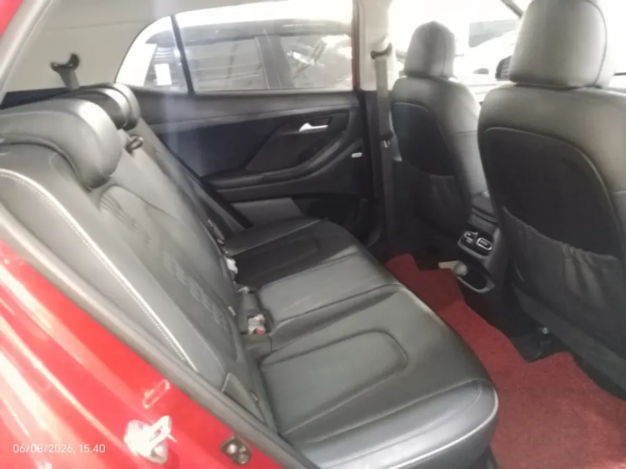 Foto Mobil Bekas Kabin Belakang Hyundai Creta 1.5 Prime tahun 2022