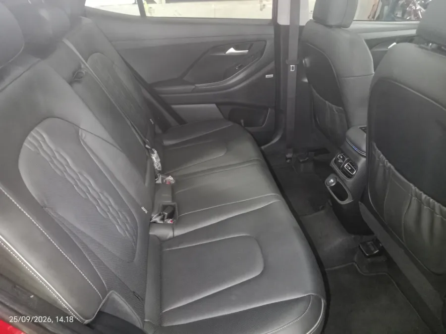 Foto Mobil Bekas Kabin Belakang Hyundai Creta 1.5 Prime tahun 2022