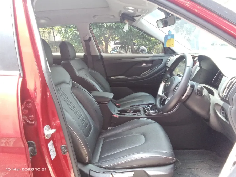 Foto Mobil Bekas Kabin Depan Hyundai Creta 1.5 Prime tahun 2022