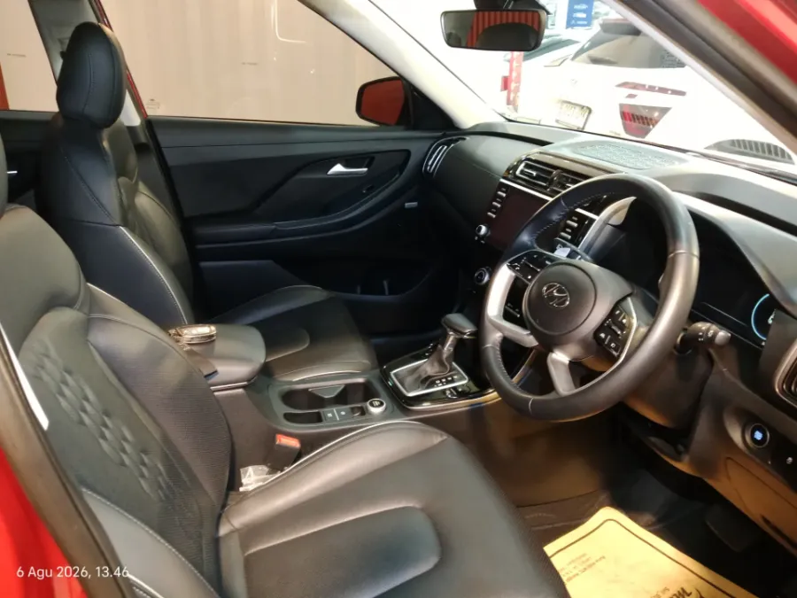 Foto Mobil Bekas Kabin Depan Hyundai Creta 1.5 Prime tahun 2022