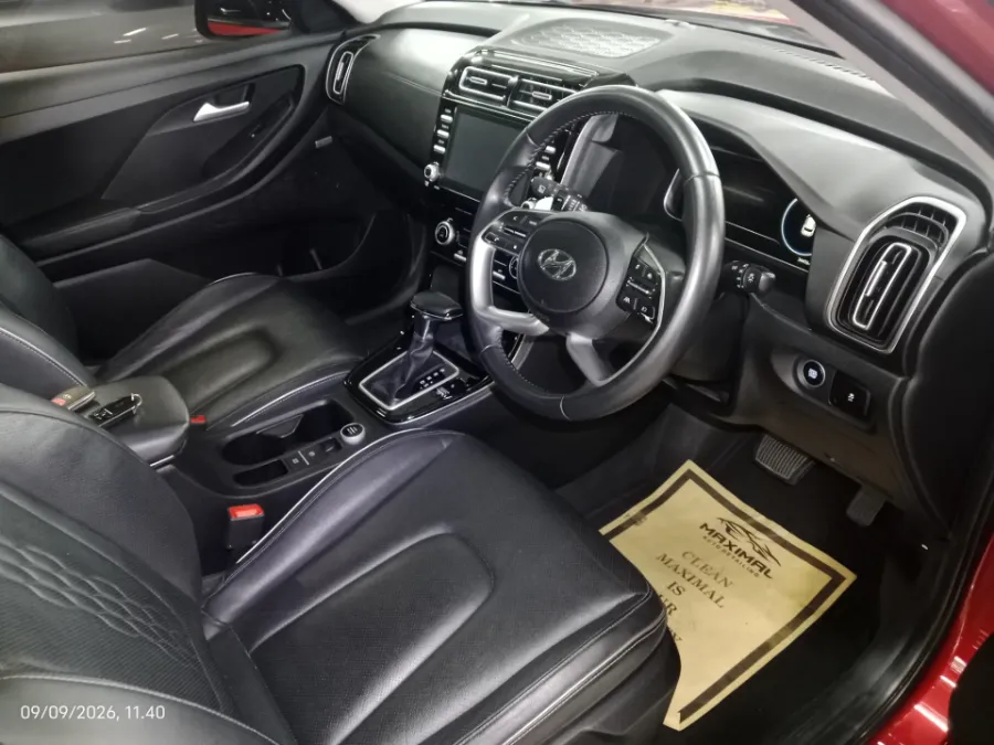 Foto Mobil Bekas Kabin Depan Hyundai Creta 1.5 Prime tahun 2022
