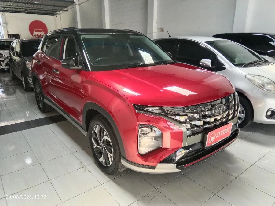 Foto Mobil Bekas Kanan Depan Hyundai Creta 1.5 Prime tahun 2022