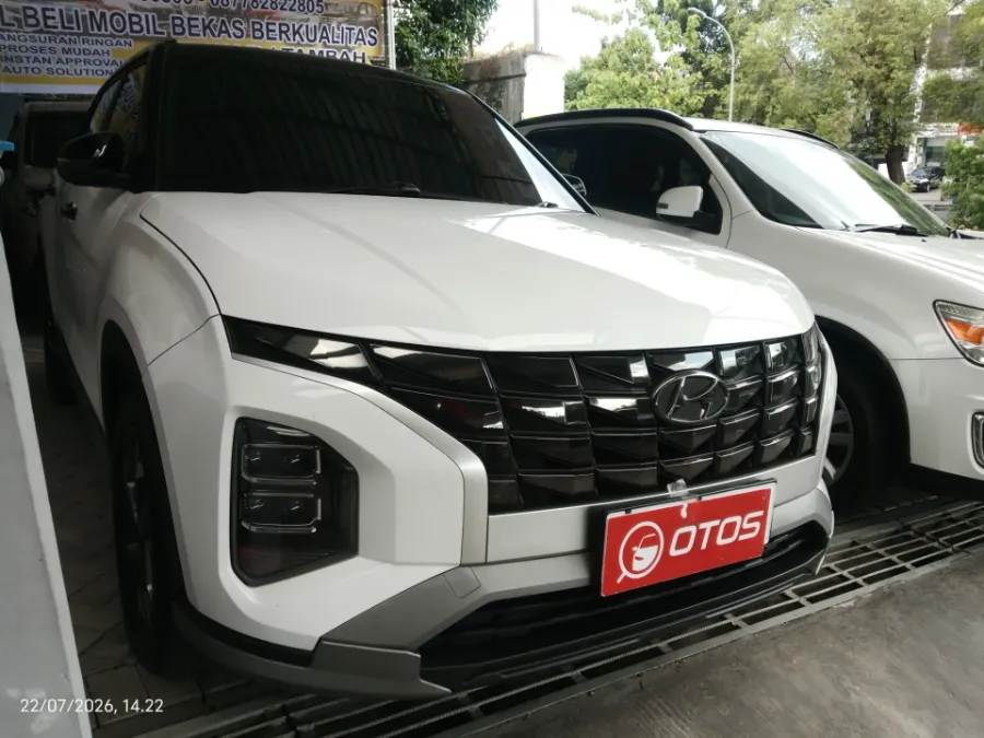 Foto Mobil Bekas Kanan Depan Hyundai Creta 1.5 Prime tahun 2022