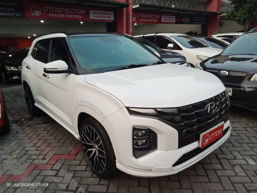 Foto Mobil Bekas Kanan Depan Hyundai Creta 1.5 Prime tahun 2022
