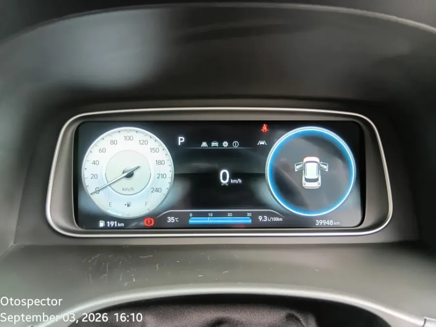 Foto Mobil Bekas Odometer Hyundai Creta 1.5 Prime tahun 2022