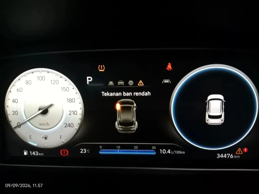 Foto Mobil Bekas Odometer Hyundai Creta 1.5 Prime tahun 2022