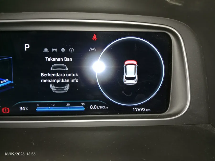 Foto Mobil Bekas Odometer Hyundai Creta 1.5 Prime tahun 2022