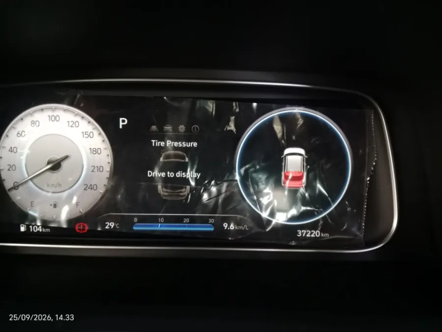 Foto Mobil Bekas Odometer Hyundai Creta 1.5 Prime tahun 2022