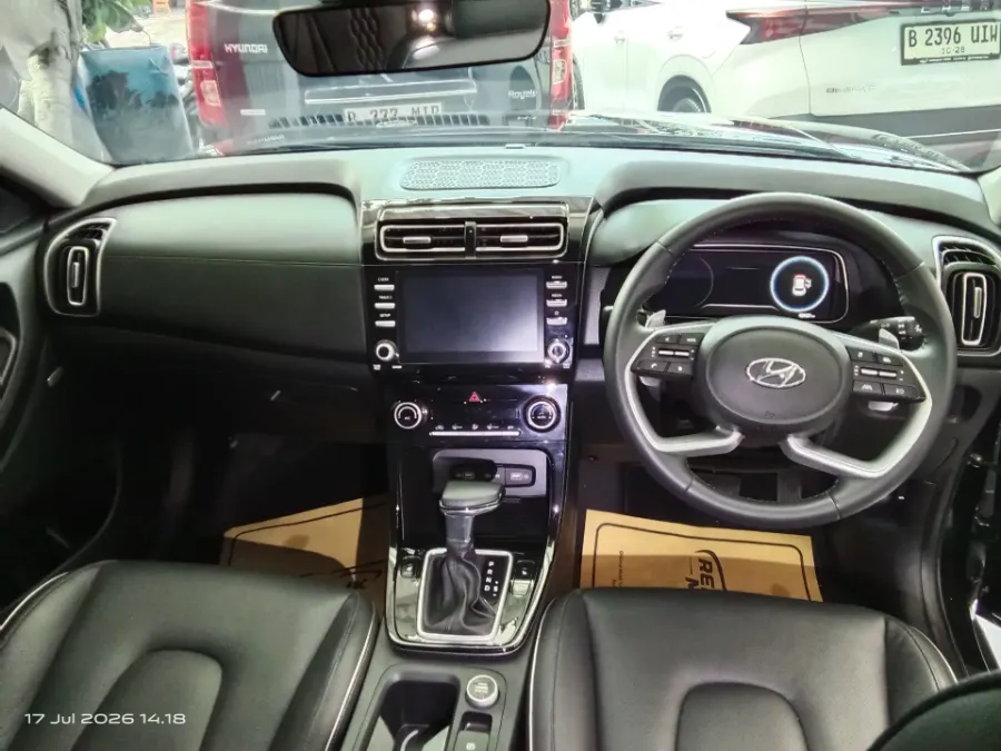 Foto Mobil Bekas Dashboard Hyundai Creta 1.5 Prime tahun 2023