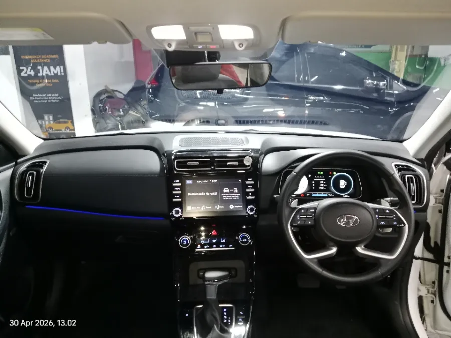Foto Mobil Bekas Dashboard Hyundai Creta 1.5 Prime tahun 2023