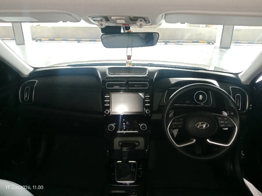 Foto Mobil Bekas Dashboard Hyundai Creta 1.5 Prime tahun 2023