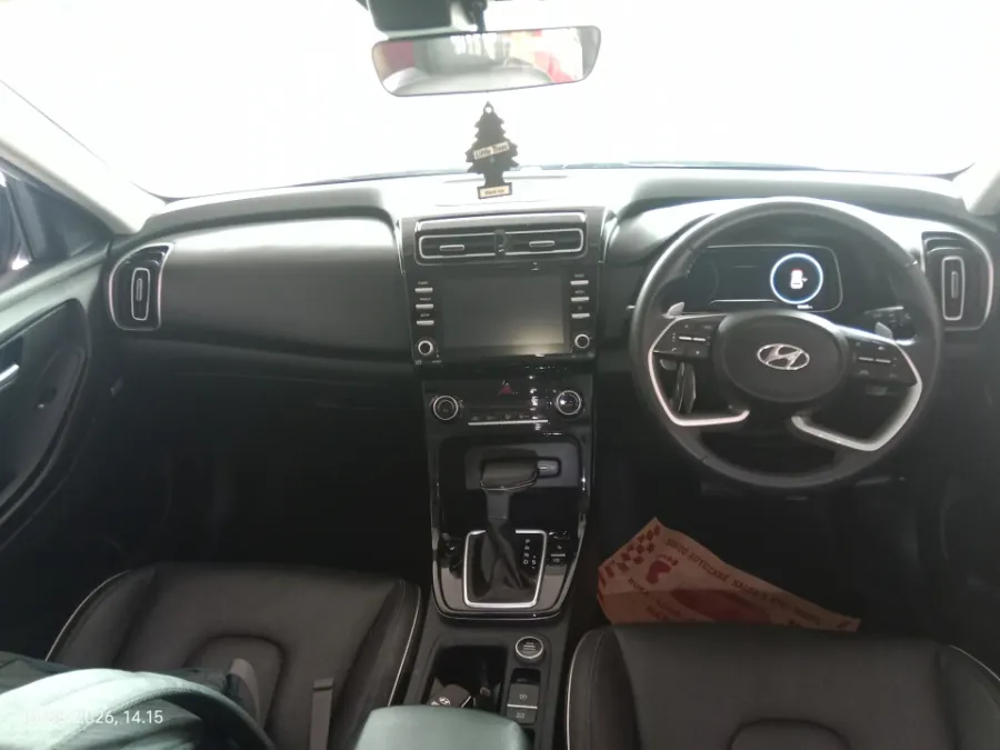 Foto Mobil Bekas Dashboard Hyundai Creta 1.5 Prime tahun 2023